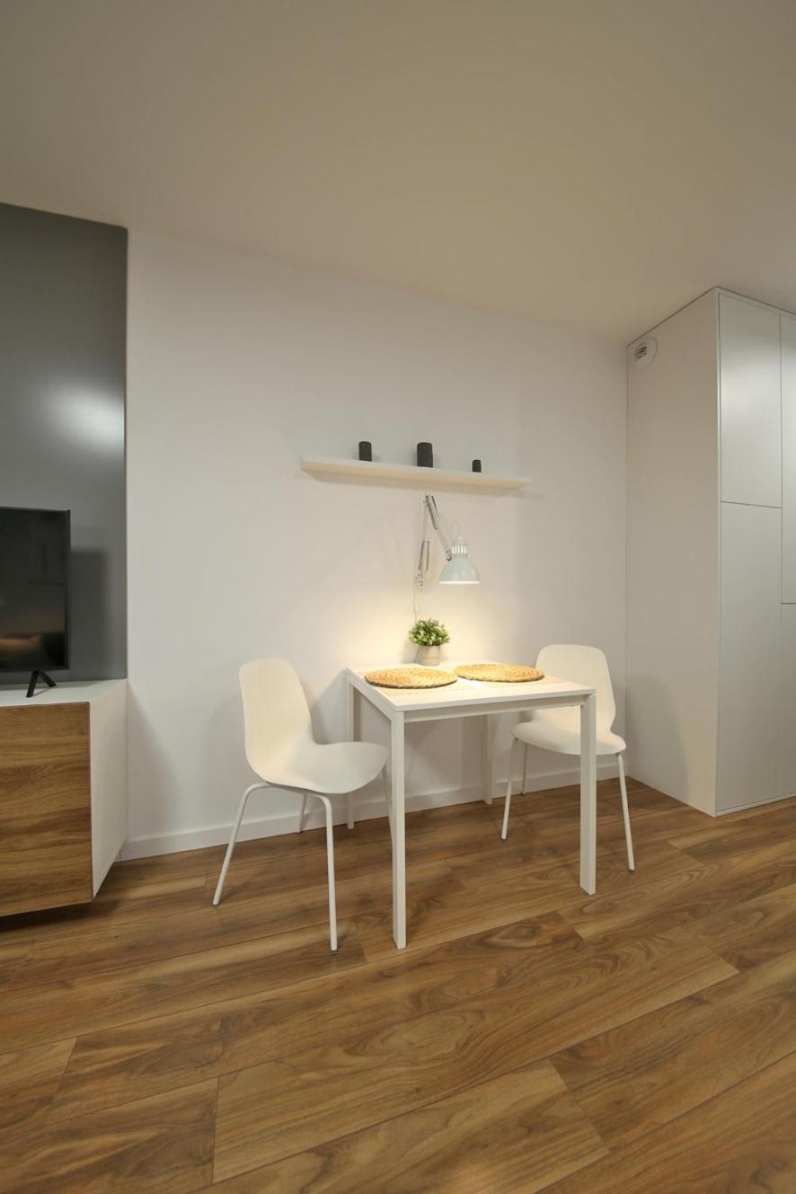 Apartament Wrocław Buitenkant foto